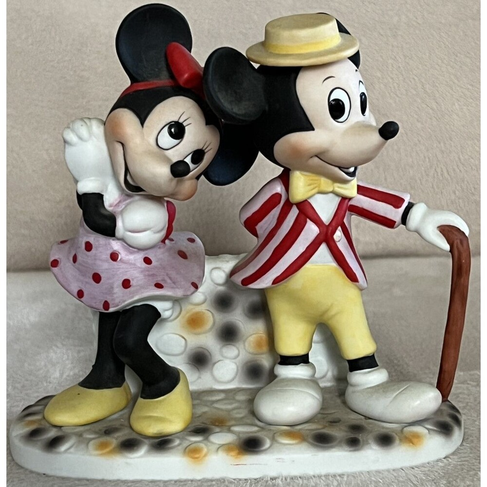 Vintage Walt Disney Mickey Minnie Mouse Vaudeville Porcelain Figurine Japan